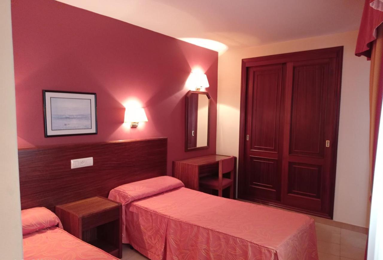 Hotel Siroco Портоново Экстерьер фото
